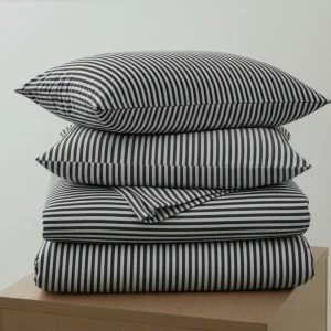 %100 Pamuk Çizgili Nevresim Takımı Siyah – Pera Serisi