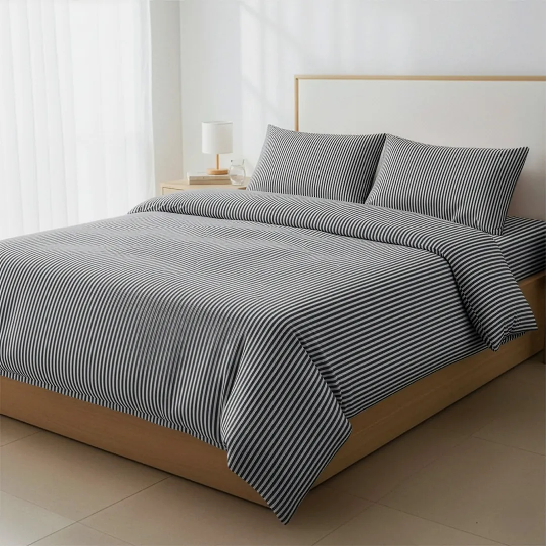%100 Pamuk Çizgili Nevresim Takımı Siyah – Pera Serisi